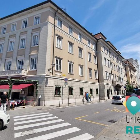 Locanda Al Volo Tommaseo Триест Екстериор снимка
