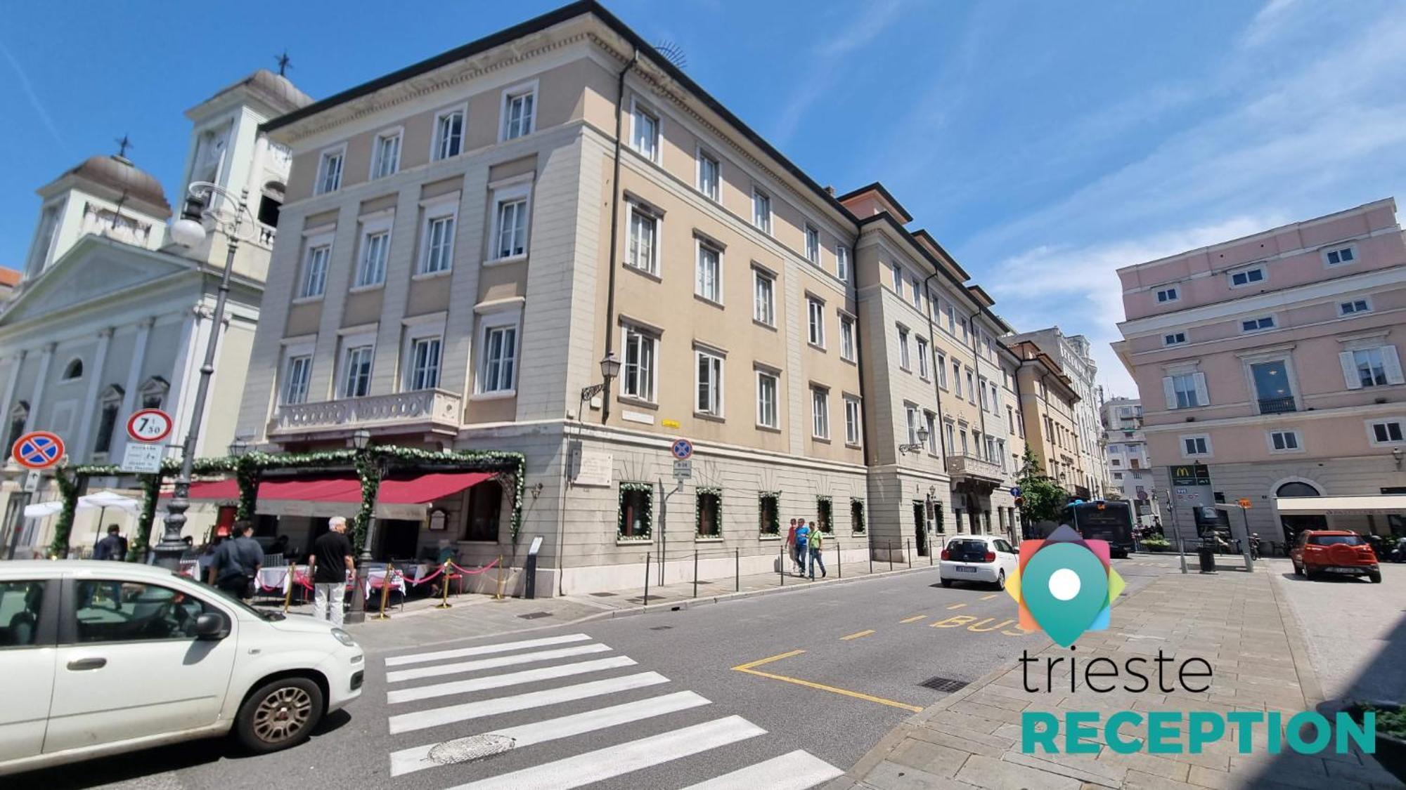 Locanda Al Volo Tommaseo Триест Екстериор снимка